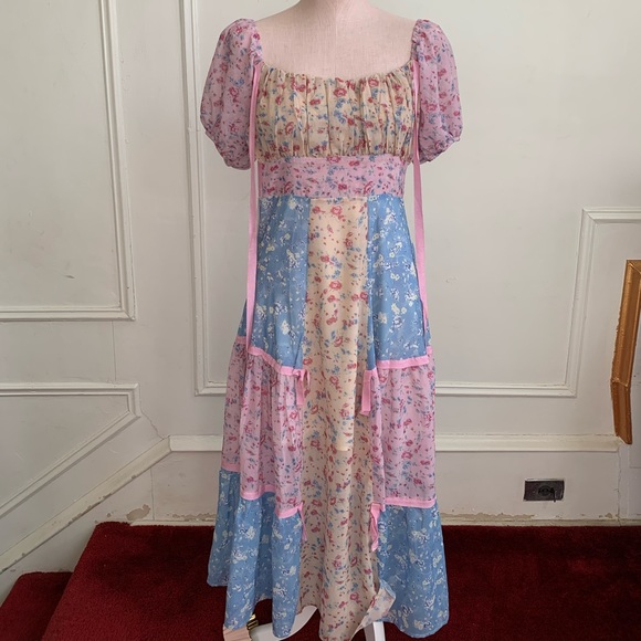 Dresses & Skirts - Floral Patchwork Dress